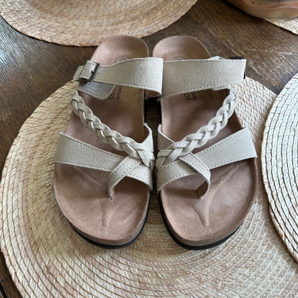 WHITE MOUNTAIN WOMEN'S HAZY FOOTBED SANDALS - SIZE 8 - Picture 1 of 3